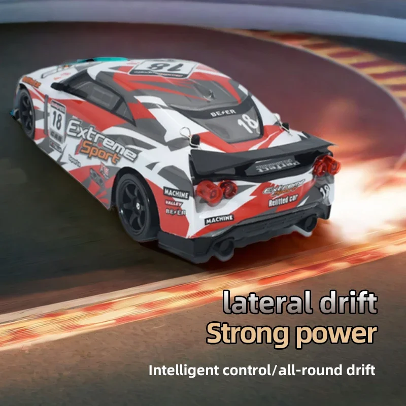 1:18 GTR fast remote control drift car, a four-wheel remote control car, a boy's toy, equipped with replaceable tires